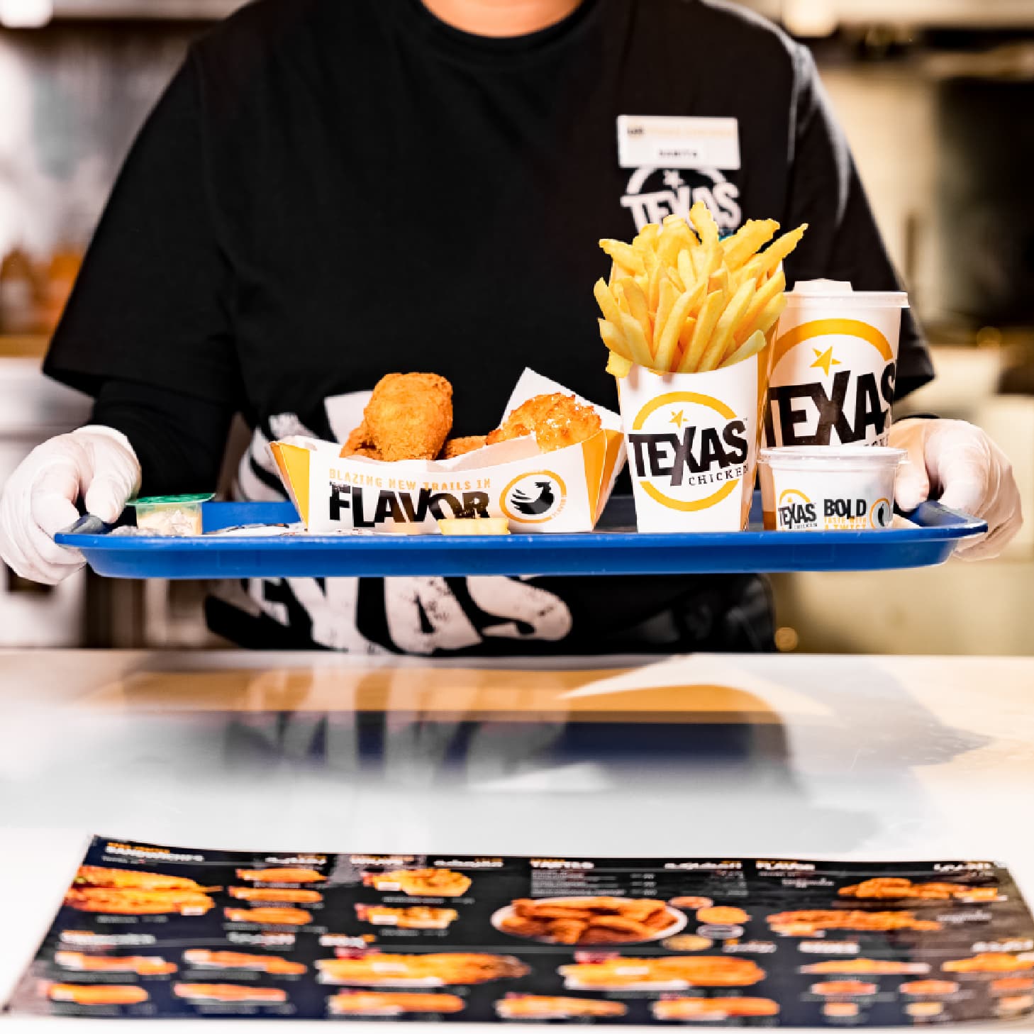 للتقديم على وظيفة، يرجى إرسال سيرتك الذاتية إلى:
